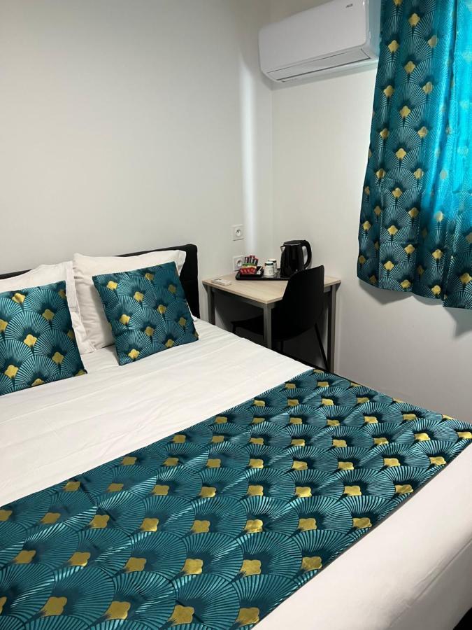 Hotel De La Paix Lyon Sud ג'יבור מראה חיצוני תמונה